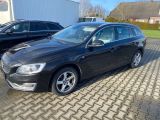 Volvo V60 bei Gebrauchtwagen.expert - Abbildung (2 / 14) Volvo V60 bei Gebrauchtwagen.expert - Abbildung (2 / 14)