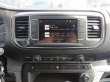 Opel Vivaro bei Gebrauchtwagen.expert - Abbildung (13 / 14)