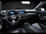 Mercedes-Benz A-Klasse bei Gebrauchtwagen.expert - Abbildung (12 / 15) Mercedes-Benz A-Klasse bei Gebrauchtwagen.expert - Abbildung (12 / 15)