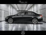 Mercedes-Benz A-Klasse bei Gebrauchtwagen.expert - Abbildung (10 / 15) Mercedes-Benz A-Klasse bei Gebrauchtwagen.expert - Abbildung (10 / 15)