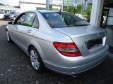 Mercedes-Benz C-Klasse bei Gebrauchtwagen.expert - Abbildung (4 / 13)