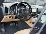 Porsche Cayenne bei Gebrauchtwagen.expert - Abbildung (13 / 15) Porsche Cayenne bei Gebrauchtwagen.expert - Abbildung (13 / 15)