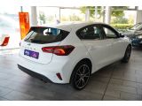 Ford Focus bei Gebrauchtwagen.expert - Abbildung (5 / 15) Ford Focus bei Gebrauchtwagen.expert - Abbildung (5 / 15)