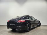 Porsche Panamera bei Gebrauchtwagen.expert - Abbildung (9 / 10) Porsche Panamera bei Gebrauchtwagen.expert - Abbildung (9 / 10)