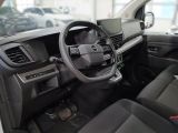 Opel Vivaro bei Gebrauchtwagen.expert - Abbildung (6 / 9)
