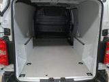 Opel Vivaro bei Gebrauchtwagen.expert - Abbildung (4 / 9)