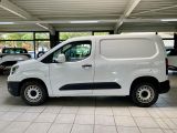 Opel Combo bei Gebrauchtwagen.expert - Abbildung (2 / 15)