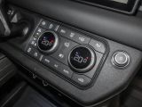 Land Rover Defender bei Gebrauchtwagen.expert - Abbildung (12 / 15)
