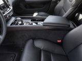 Volvo V60 bei Gebrauchtwagen.expert - Abbildung (13 / 15) Volvo V60 bei Gebrauchtwagen.expert - Abbildung (13 / 15)