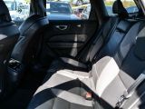 Volvo XC60 bei Gebrauchtwagen.expert - Abbildung (8 / 15) Volvo XC60 bei Gebrauchtwagen.expert - Abbildung (8 / 15)