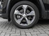 Jeep Cherokee bei Gebrauchtwagen.expert - Abbildung (3 / 15)