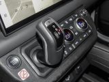 Land Rover Defender bei Gebrauchtwagen.expert - Abbildung (14 / 15)