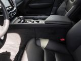 Volvo XC60 bei Gebrauchtwagen.expert - Abbildung (14 / 15) Volvo XC60 bei Gebrauchtwagen.expert - Abbildung (14 / 15)