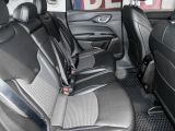 Jeep Compass bei Gebrauchtwagen.expert - Abbildung (6 / 15) Jeep Compass bei Gebrauchtwagen.expert - Abbildung (6 / 15)