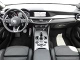 Alfa Romeo Stelvio bei Gebrauchtwagen.expert - Abbildung (6 / 15)