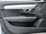 Volvo S90 bei Gebrauchtwagen.expert - Abbildung (10 / 15) Volvo S90 bei Gebrauchtwagen.expert - Abbildung (10 / 15)