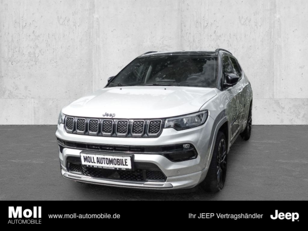 Jeep Compass bei Gebrauchtwagen.expert - Hauptabbildung Jeep Compass bei Gebrauchtwagen.expert - Hauptabbildung