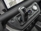 Land Rover Defender bei Gebrauchtwagen.expert - Abbildung (14 / 15)