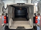 Opel Vivaro bei Gebrauchtwagen.expert - Abbildung (14 / 15) Opel Vivaro bei Gebrauchtwagen.expert - Abbildung (14 / 15)