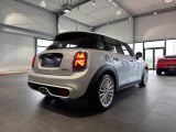 Mini Cooper S bei Gebrauchtwagen.expert - Abbildung (14 / 15)