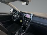 VW T-Roc bei Gebrauchtwagen.expert - Abbildung (14 / 15) VW T-Roc bei Gebrauchtwagen.expert - Abbildung (14 / 15)