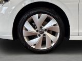 VW Golf VIII bei Gebrauchtwagen.expert - Abbildung (7 / 15)