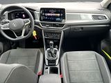 VW T-Roc bei Gebrauchtwagen.expert - Abbildung (9 / 15)