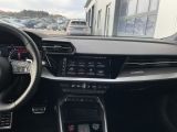 Audi RS3 bei Gebrauchtwagen.expert - Abbildung (14 / 15) Audi RS3 bei Gebrauchtwagen.expert - Abbildung (14 / 15)