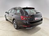 Skoda Superb bei Gebrauchtwagen.expert - Abbildung (5 / 15)