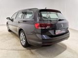 VW Passat bei Gebrauchtwagen.expert - Abbildung (5 / 15)