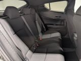 Toyota C-HR bei Gebrauchtwagen.expert - Abbildung (11 / 15) Toyota C-HR bei Gebrauchtwagen.expert - Abbildung (11 / 15)