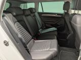 VW Passat bei Gebrauchtwagen.expert - Abbildung (12 / 15) VW Passat bei Gebrauchtwagen.expert - Abbildung (12 / 15)