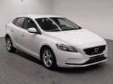Volvo V40 bei Gebrauchtwagen.expert - Abbildung (6 / 15)