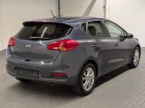 Kia Ceed bei Gebrauchtwagen.expert - Abbildung (4 / 15)