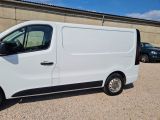 Opel Vivaro bei Gebrauchtwagen.expert - Abbildung (9 / 15)