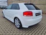 Audi S3 bei Gebrauchtwagen.expert - Abbildung (8 / 15) Audi S3 bei Gebrauchtwagen.expert - Abbildung (8 / 15)