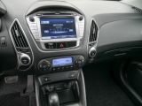 Hyundai ix35 bei Gebrauchtwagen.expert - Abbildung (12 / 15) Hyundai ix35 bei Gebrauchtwagen.expert - Abbildung (12 / 15)