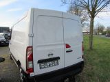Nissan NV400 bei Gebrauchtwagen.expert - Abbildung (2 / 5)