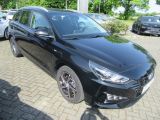 Hyundai i30 cw bei Gebrauchtwagen.expert - Abbildung (2 / 10)