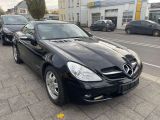 Mercedes-Benz SLK-Klasse bei Gebrauchtwagen.expert - Abbildung (3 / 10) Mercedes-Benz SLK-Klasse bei Gebrauchtwagen.expert - Abbildung (3 / 10)