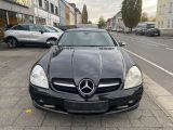 Mercedes-Benz SLK-Klasse bei Gebrauchtwagen.expert - Abbildung (2 / 10) Mercedes-Benz SLK-Klasse bei Gebrauchtwagen.expert - Abbildung (2 / 10)