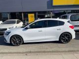 Ford Focus ST bei Gebrauchtwagen.expert - Abbildung (8 / 15) Ford Focus ST bei Gebrauchtwagen.expert - Abbildung (8 / 15)