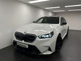 BMW M5 bei Gebrauchtwagen.expert - Abbildung (8 / 15) BMW M5 bei Gebrauchtwagen.expert - Abbildung (8 / 15)