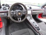 Porsche Spyder bei Gebrauchtwagen.expert - Abbildung (14 / 15) Porsche Spyder bei Gebrauchtwagen.expert - Abbildung (14 / 15)