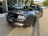 Ford Mustang bei Gebrauchtwagen.expert - Abbildung (4 / 15) Ford Mustang bei Gebrauchtwagen.expert - Abbildung (4 / 15)