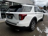Ford Explorer bei Gebrauchtwagen.expert - Abbildung (4 / 15)