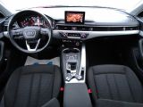 Audi A4 bei Gebrauchtwagen.expert - Abbildung (14 / 15)