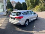 Ford Focus bei Gebrauchtwagen.expert - Abbildung (5 / 11)