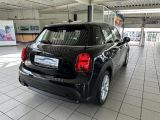 Mini Cooper bei Gebrauchtwagen.expert - Abbildung (2 / 15)
