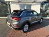 VW T-Roc bei Gebrauchtwagen.expert - Abbildung (3 / 15)